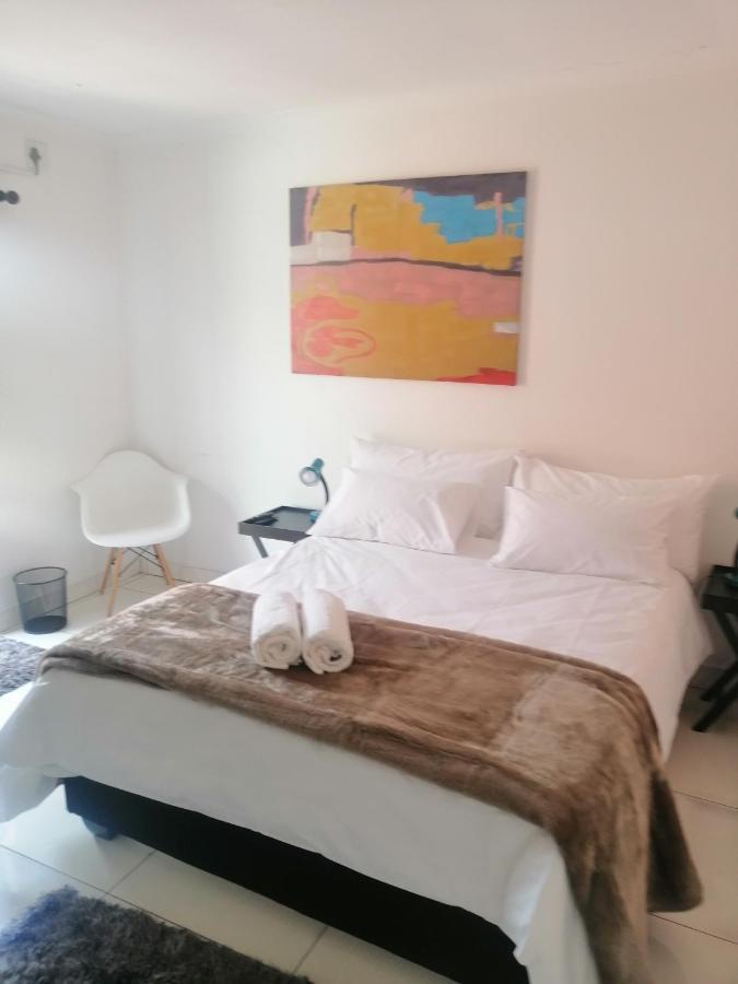Niilo'S Guesthouse Rundu Kültér fotó