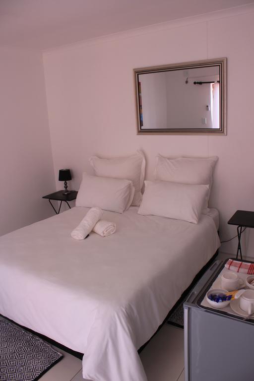 Niilo'S Guesthouse Rundu Kültér fotó